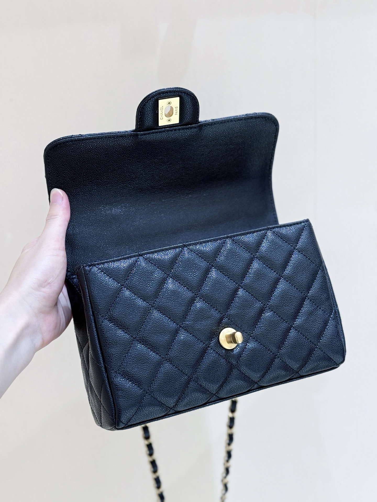 25P flap bag  
AS5240 Size:14*22*6.5cm - Detail 3