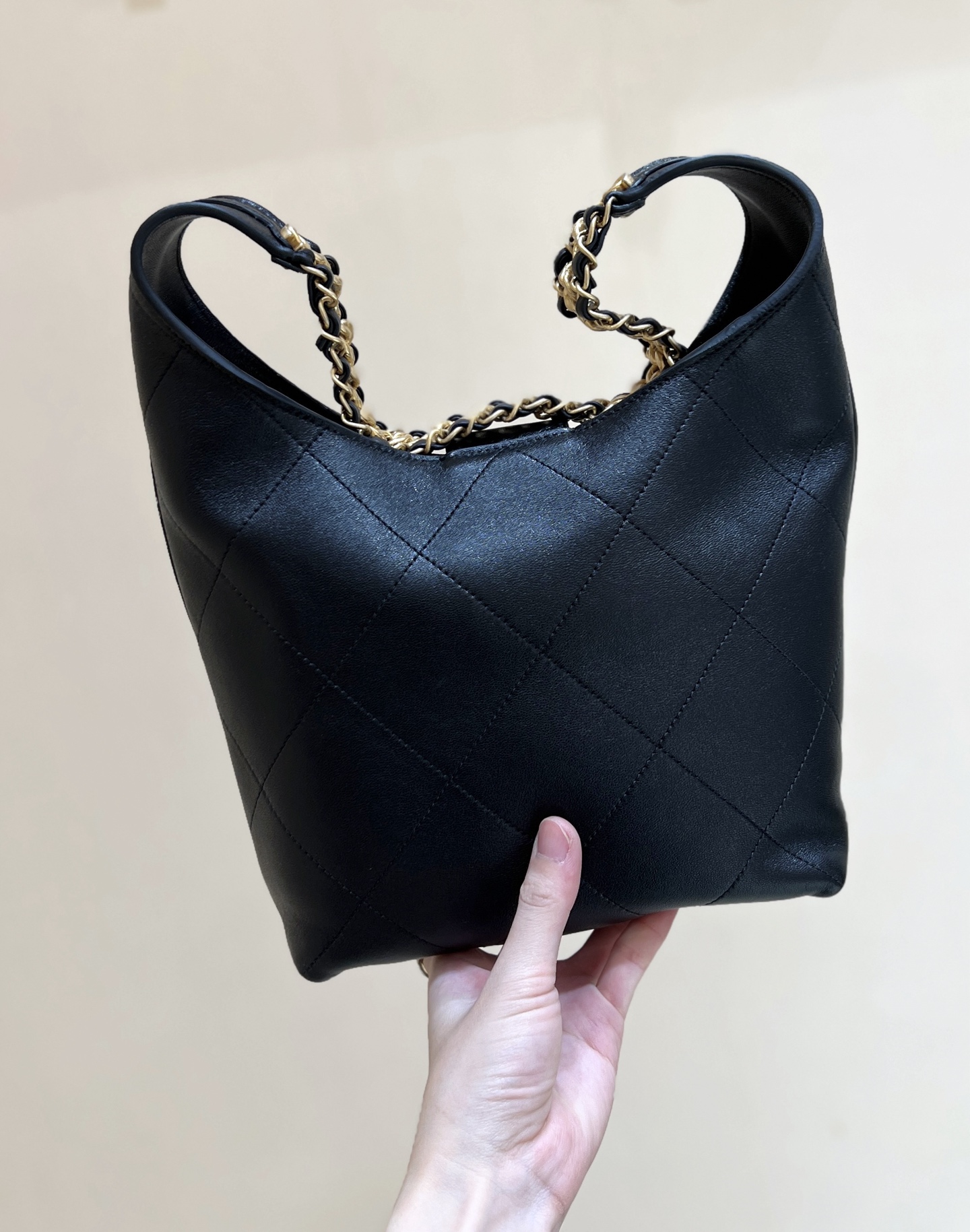25P Hobo Handbag  
AS5403 Small Size 27*23*21cm - Detail 3
