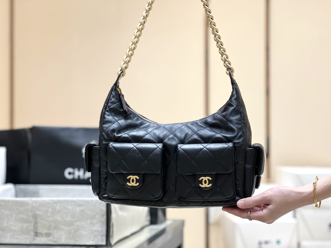 Cruise 2024/25 Maxi Hobo Bag