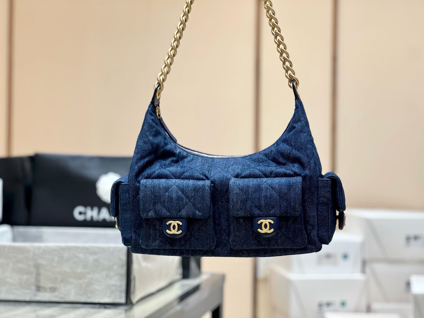 Cruise 2024/25 Maxi Hobo Bag  
AS5302 Size: 27*35*18cm - Detail 5