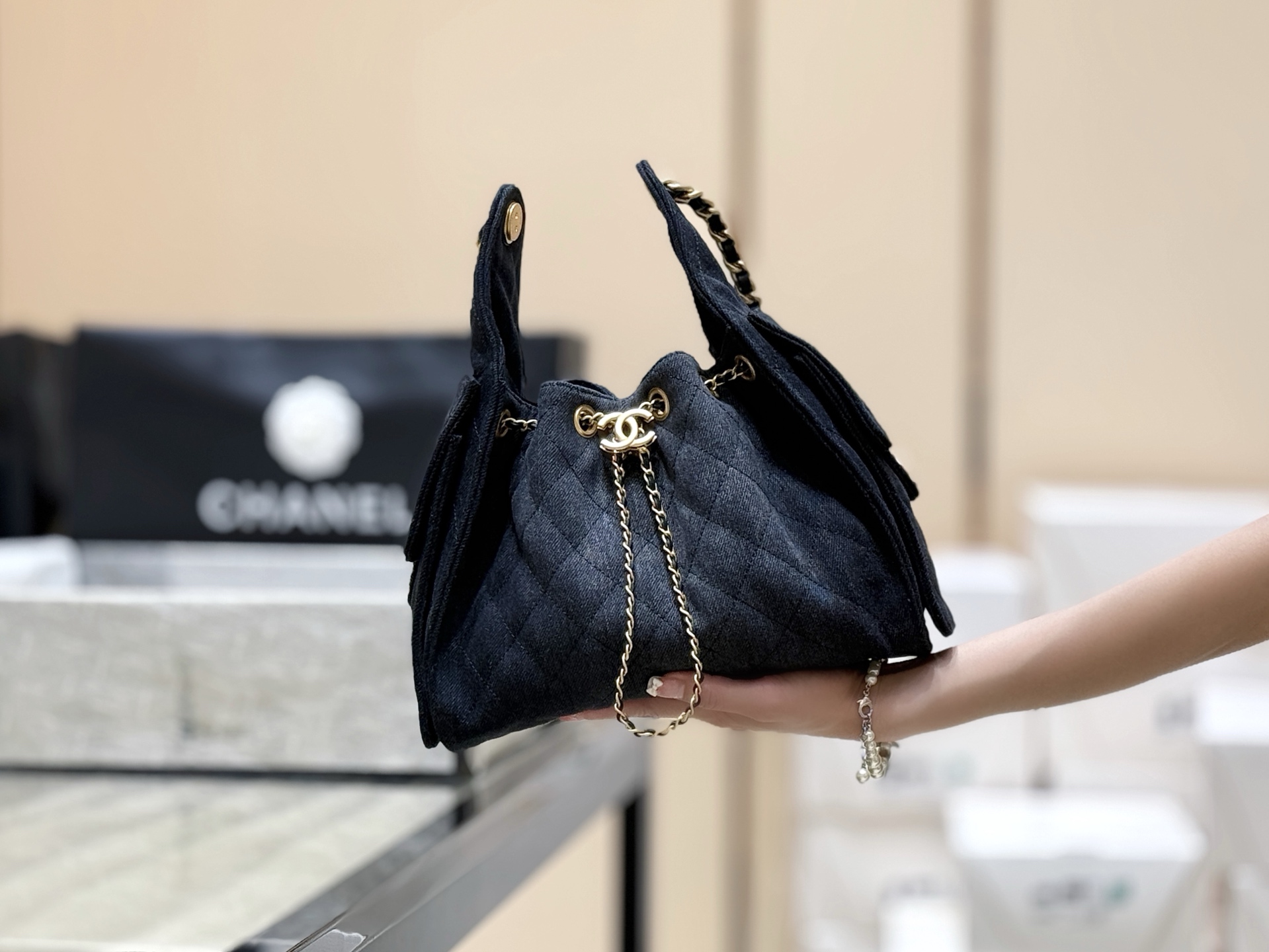 Chanel 25 Small Hobo, 
AS5293 Size:30*26*14cm - Detail 6