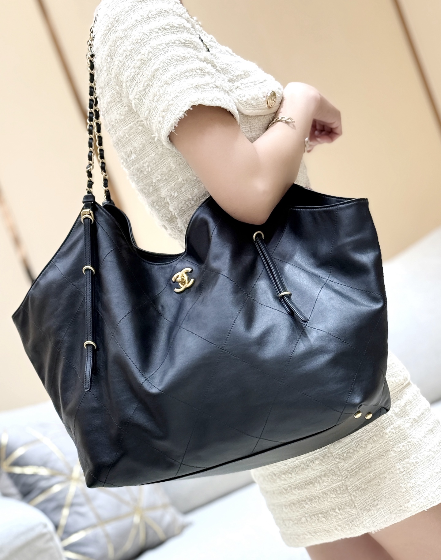 Spring-Summer 2025 Maxi Shopping Bag  
AS5463 Size 36*59*13cm - Detail 4