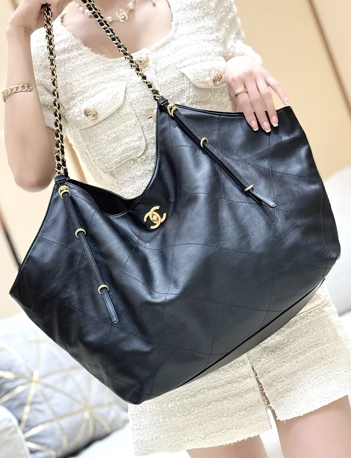 Spring-Summer 2025 Maxi Shopping Bag  
AS5463 Size 36*59*13cm - Detail 6