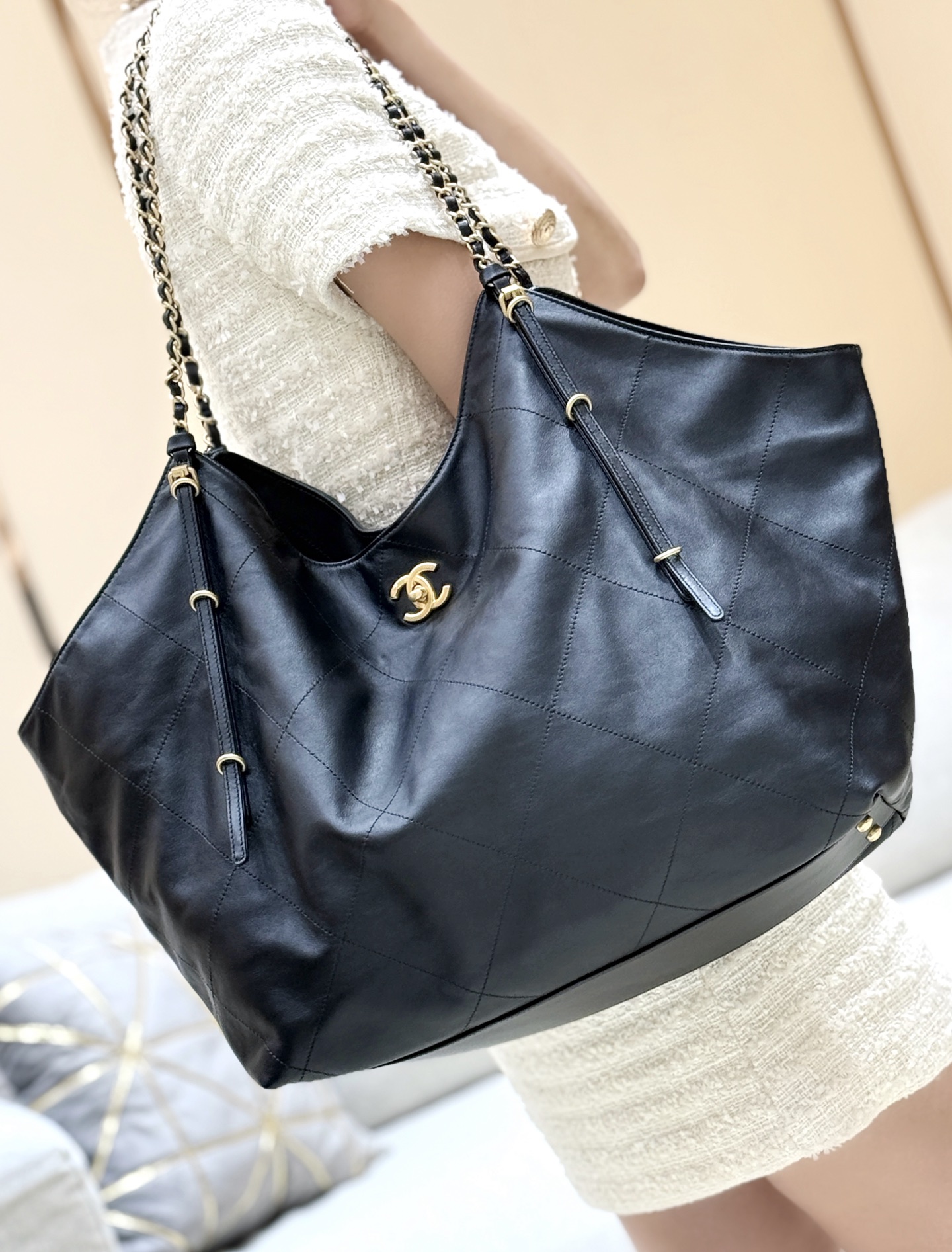 Spring-Summer 2025 Maxi Shopping Bag  
AS5463 Size 36*59*13cm - Detail 7
