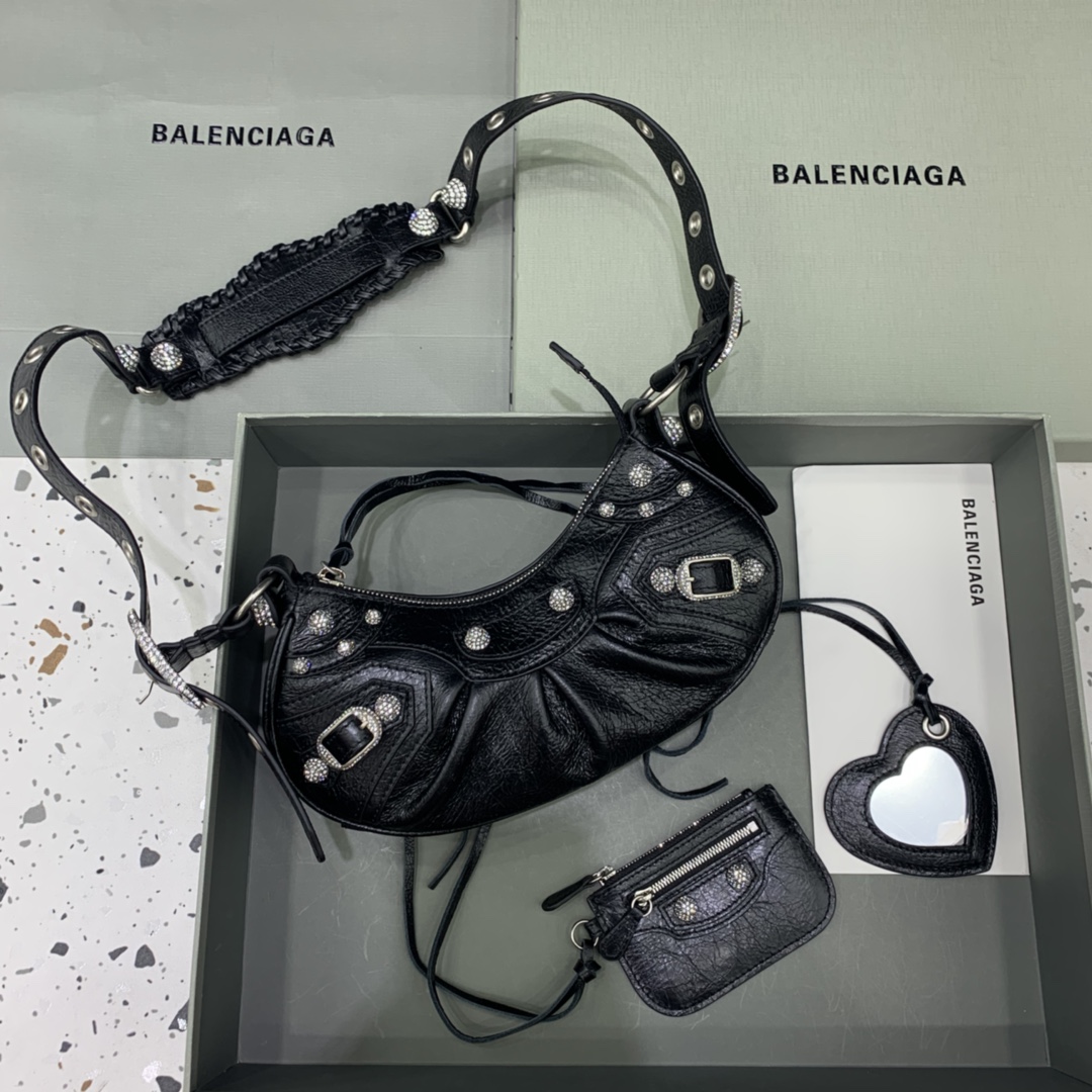 Balenciaga Le Cagole