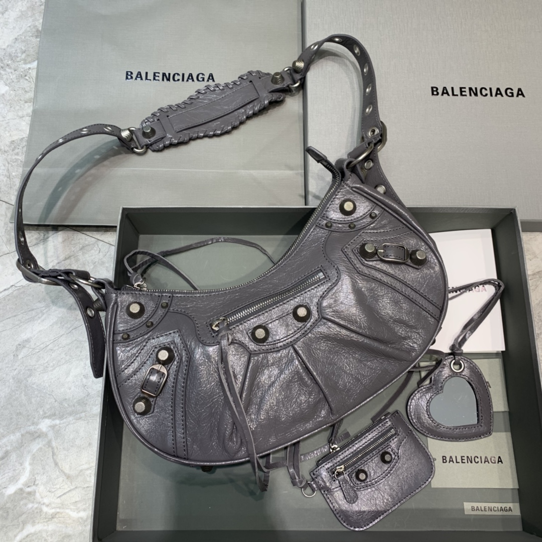 Balenciaga Le Cagole