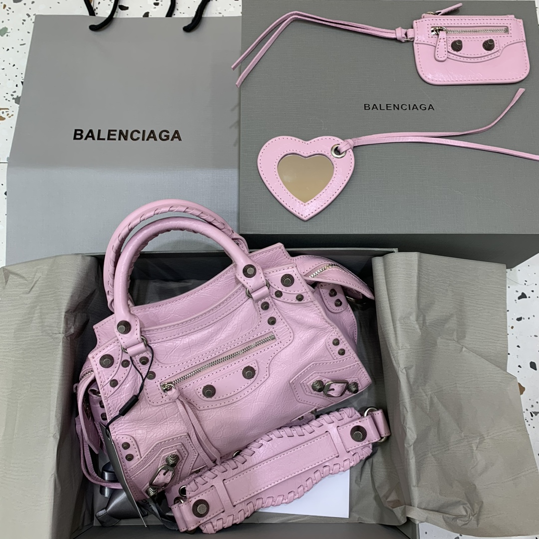 Balenciaga Neo cagole